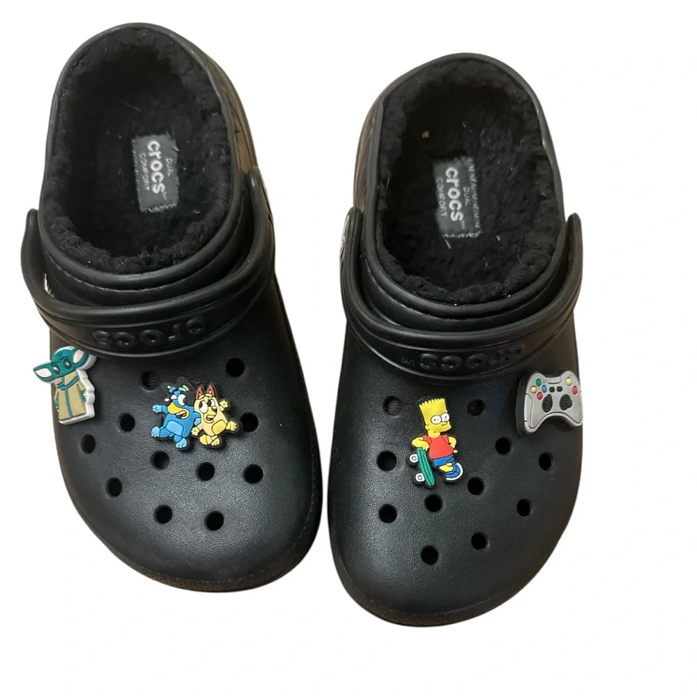 CROCS lined clogs